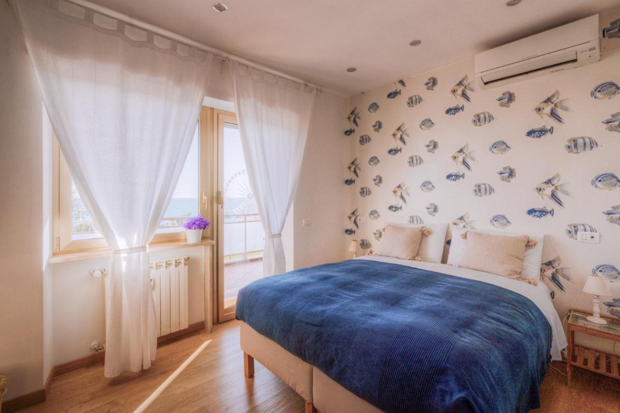La Casa Sul Mare Bed & Breakfast Civitavecchia Ngoại thất bức ảnh