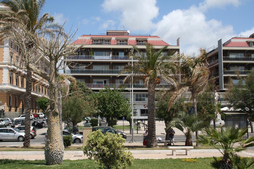 La Casa Sul Mare Bed & Breakfast Civitavecchia Ngoại thất bức ảnh